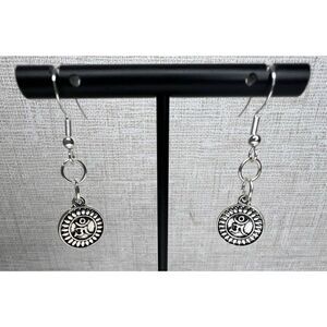 NWT Handmade Silver Dangly Pendant Earrings With Om Symbol